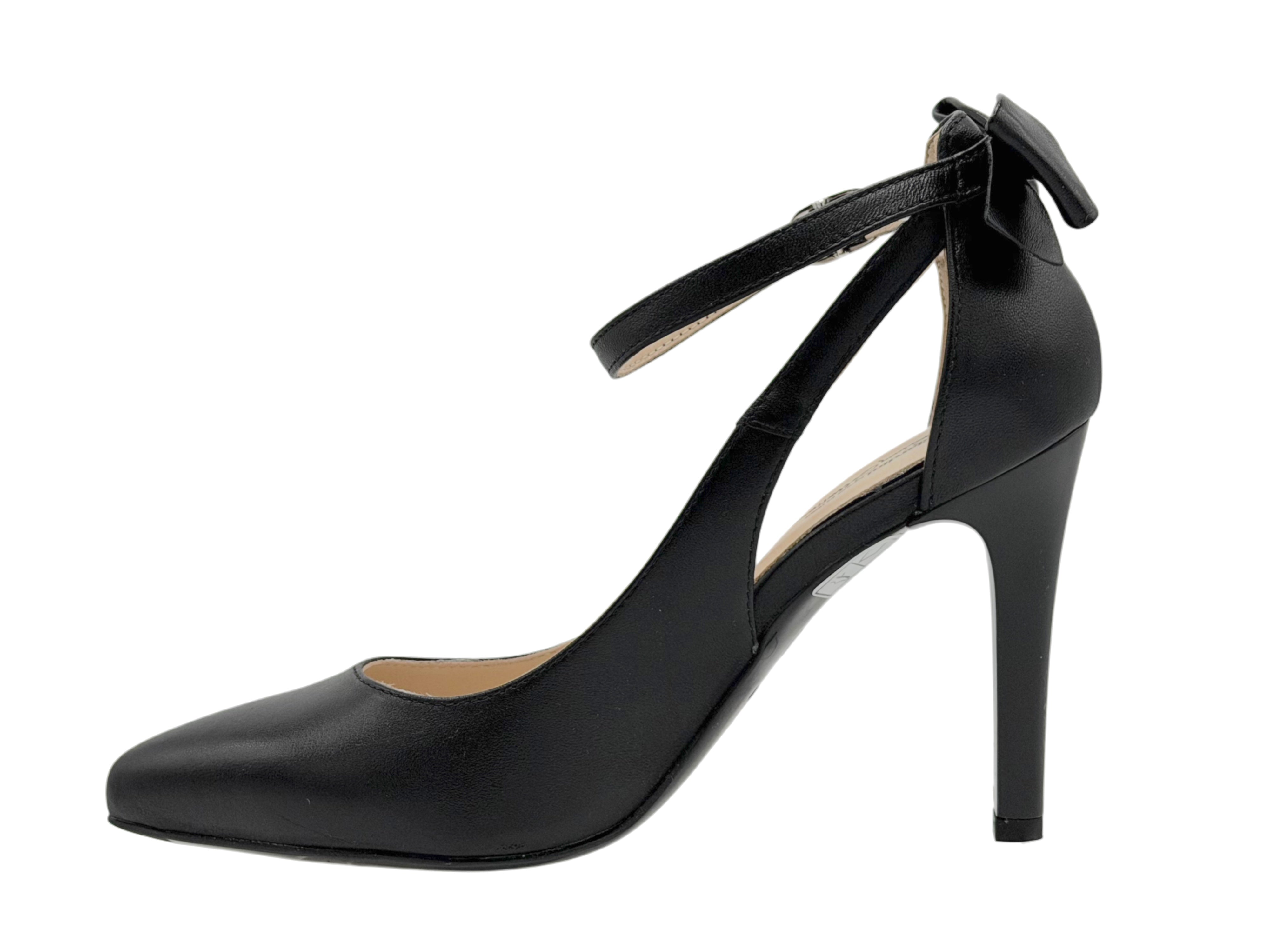 Nero Giardini - E211072DE (Black)
