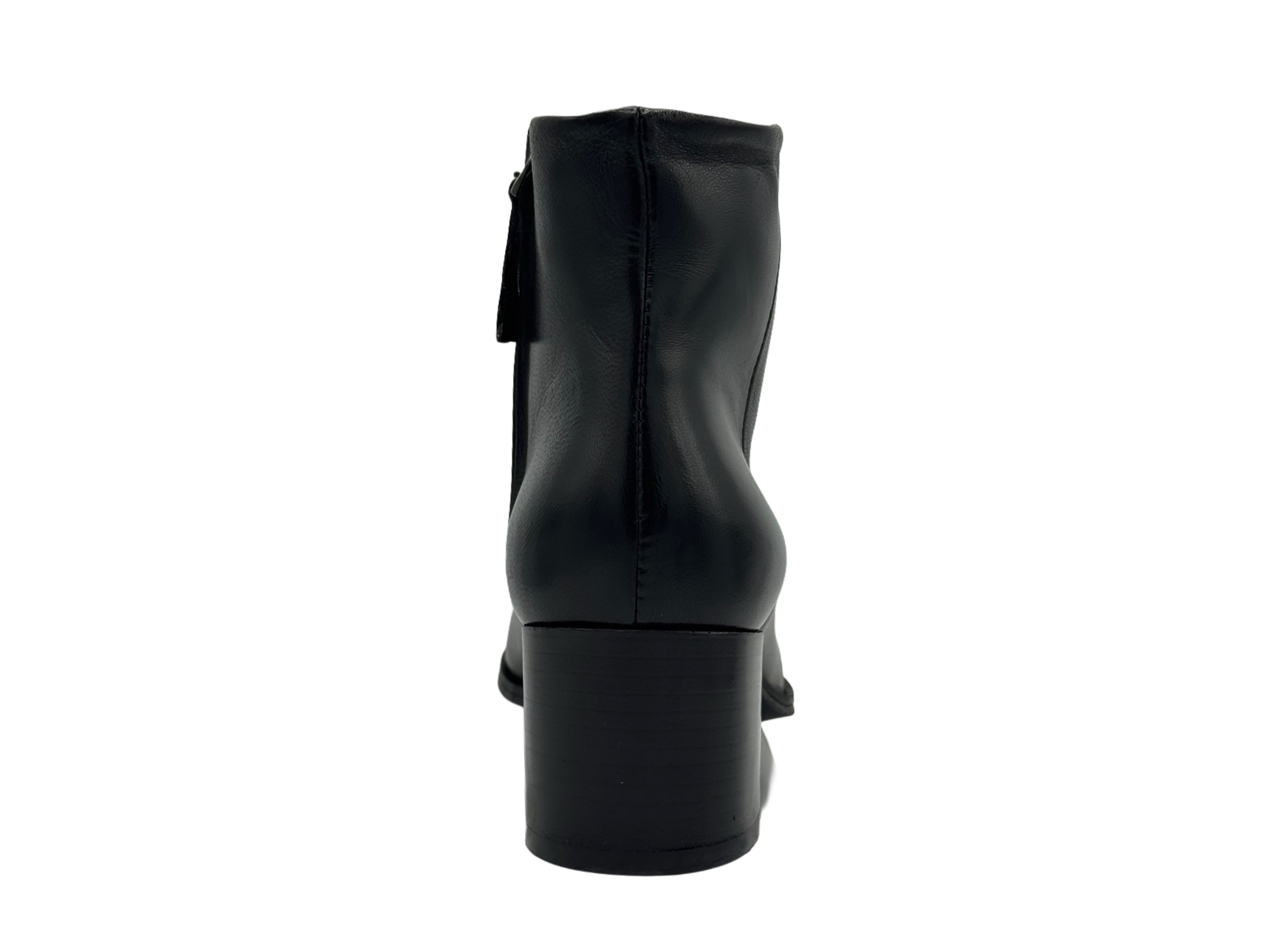 Julie Dee - GW190 (Black)