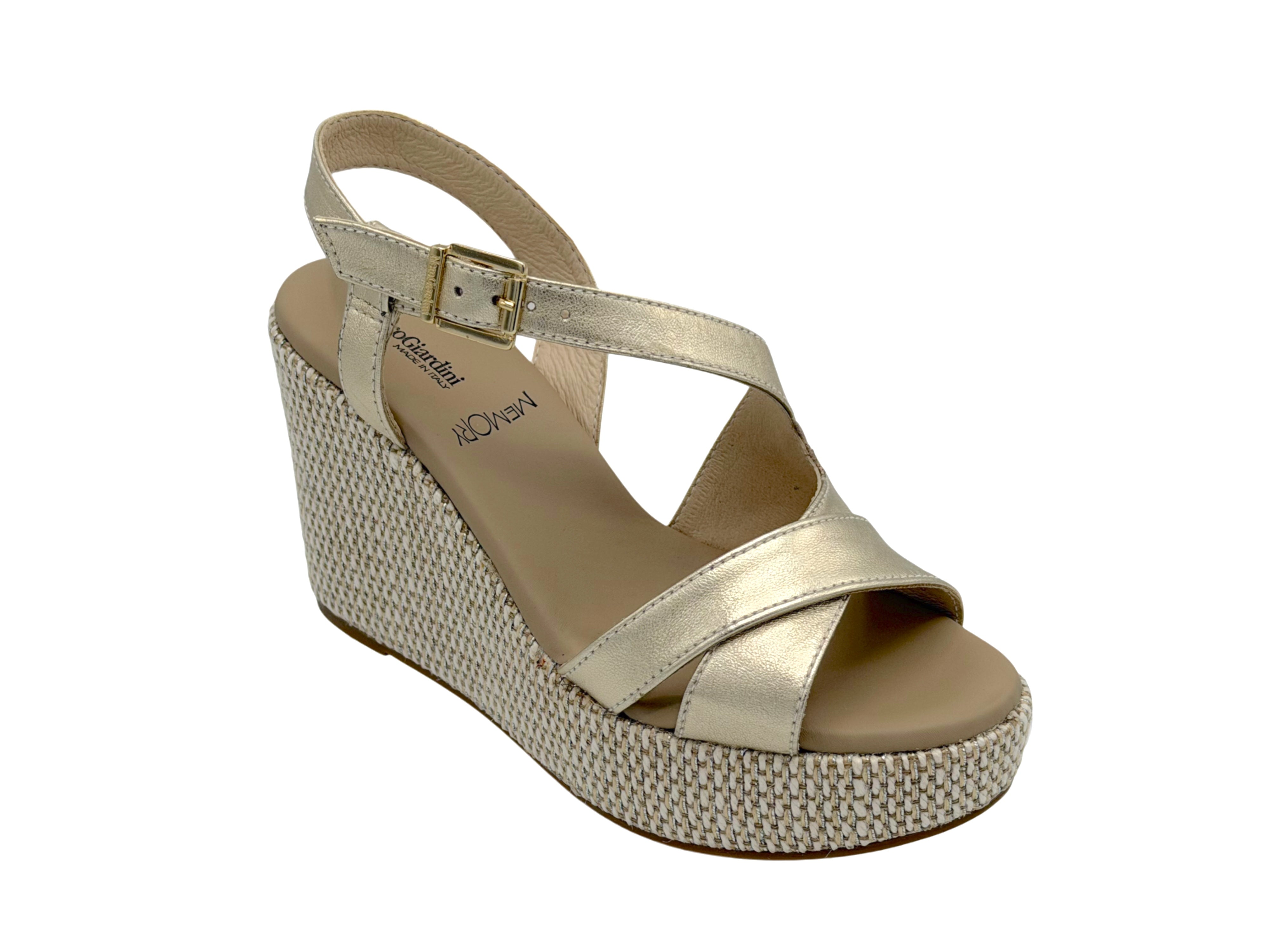 Nero Giardini - E616021D (Gold)