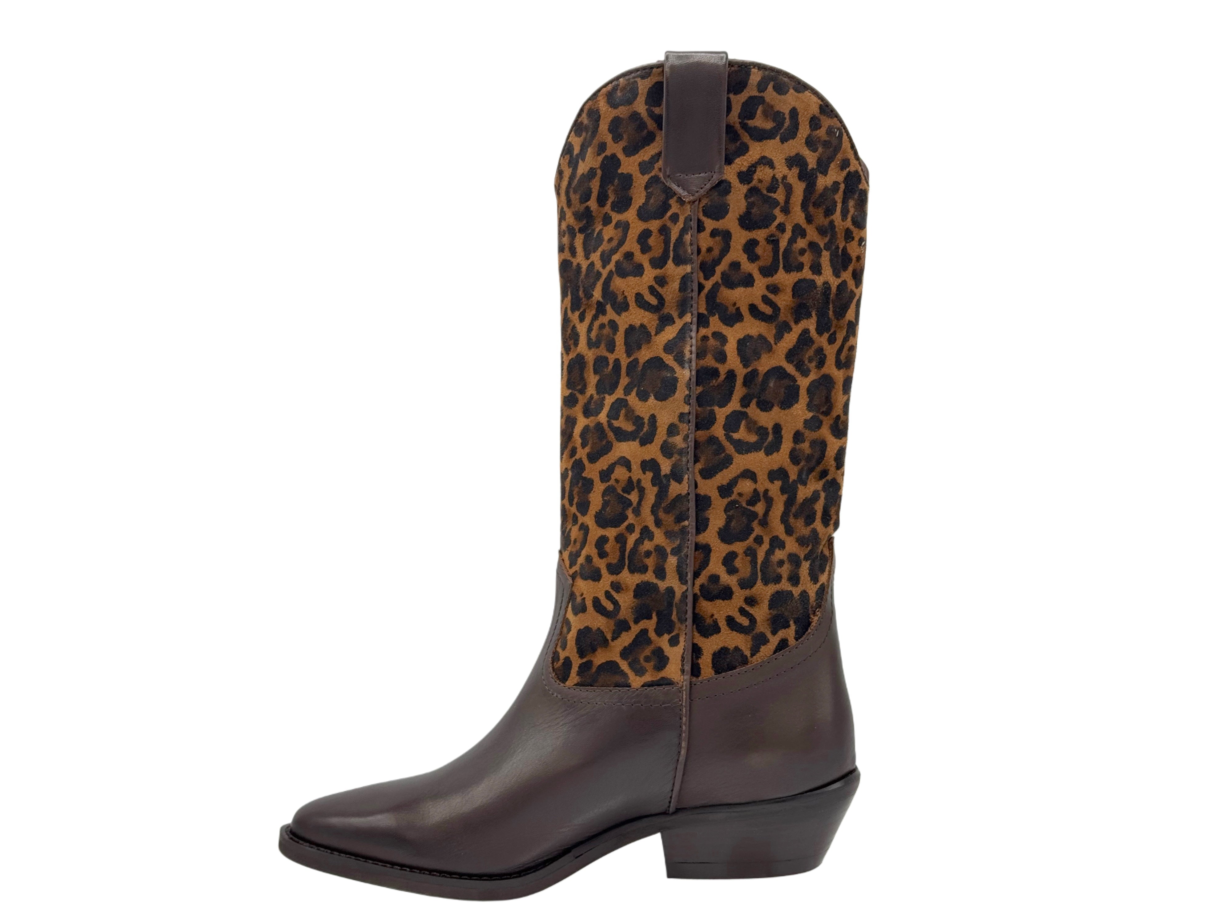 Julie Dee - GW165 (Leopard)